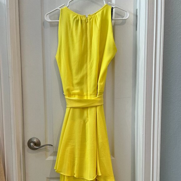 Tahari ASL Dresses & Skirts - NWT Tahari ASL yellow dress size 4 ptp 16 length 40